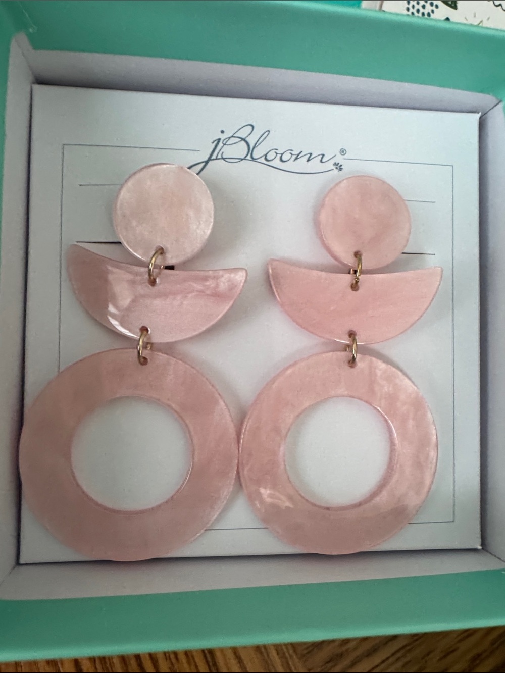 bloom Geometric Pink Acrylic Gold Drop Dangle Earrings women’s jewelry